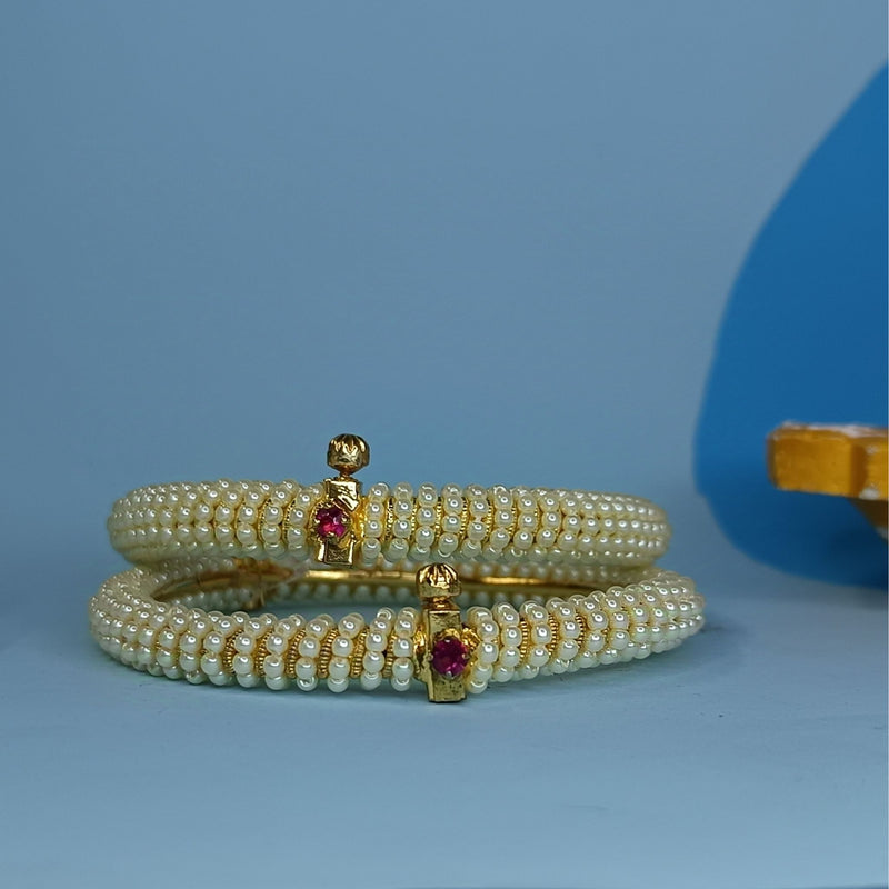 DESIGNER MOTI BANGLES