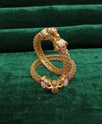 PREMIUM GOLDEN BANGLES