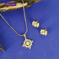 Moti Pendant Set