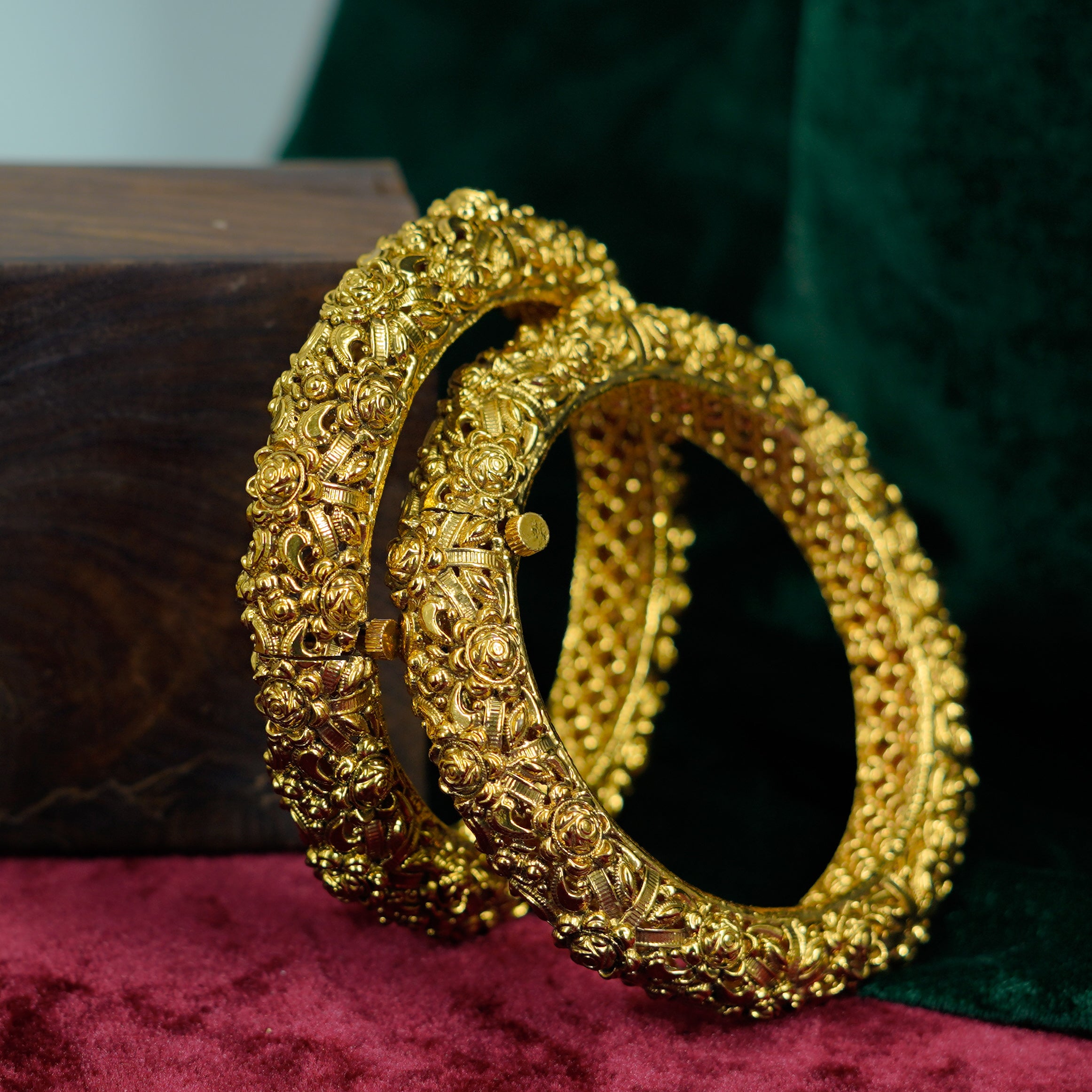 Antique Kadas