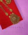 ROUND LAYERED PENDANT LONG NECKLACE