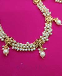 PEARL GOLD SHORT NECKLACE