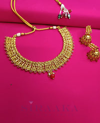 RED CRYSTAL GOLDEN SHORT NECKLACE