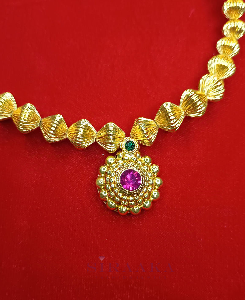 MODERN THUSHI NECKLACE