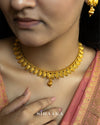 Leaf Golden Short Necklace