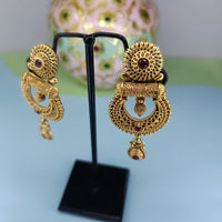 CLASSY CHANDBALI EARING CH24104